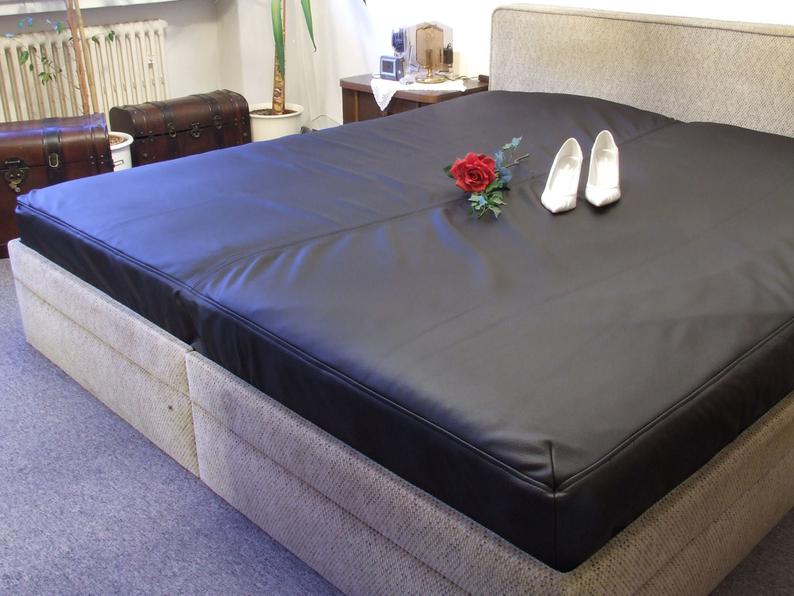 Fitted sheets from genuine cowhide leather hochtwertigem
