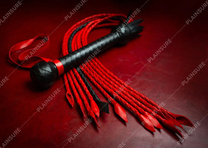 Heavy Leather Flogger