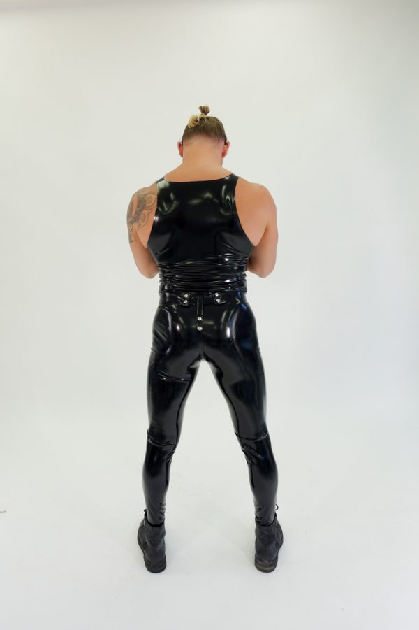 BELTED POUCH.